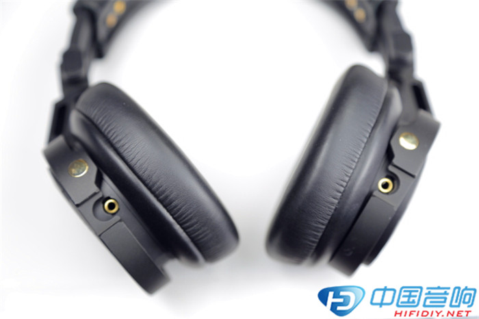 Philips DJ headphones