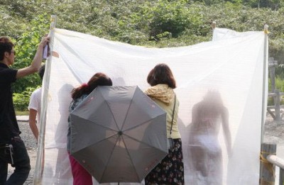 æœ¬å±Šå€™é€‰æ¸¯å§éœ²å¤©æ¢æ³³è¡£ä¸æ…Žè¢«æ‹