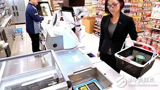 Automatic checkout, packing, Panasonic's cashier has already installed