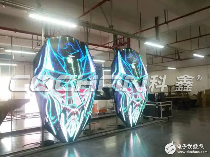 The LED display has a new trick. The face painting ART art led screen comes out.