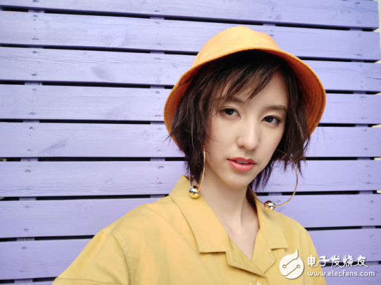 OPPO R15 backlight self-timer and upgrade! Illuminate your beauty again