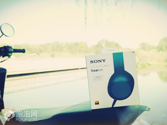 é’æ˜¥å°±è¦è‰² SONYè€³æœºæ–°å“MDR-100Aå›¾èµ