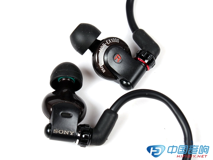 Pioneer SE-A1000 Headphones Tour