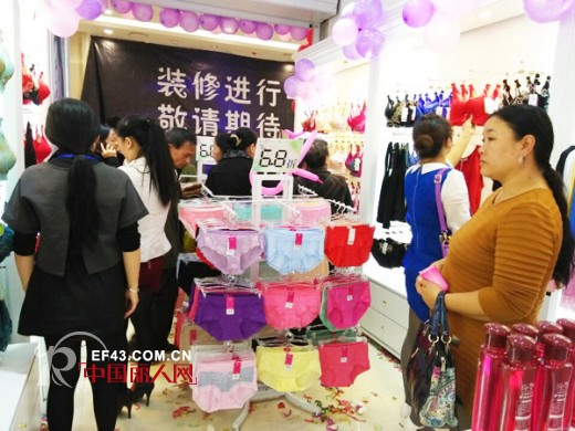 é—ºç§˜å†…è¡£å“ç‰Œåº—çš„ç”Ÿæ„ä¸ºä»€ä¹ˆé‚£ä¹ˆâ€œçŒ´èµ›é›·â€