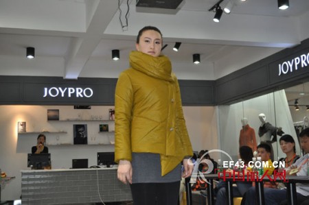 ä¹”å“å¥³è£… äº«å—å«è“„çš„ç¾Žä¸½ JOYPROä¹”å“2013ç§‹å†¬å¥³è£…æ–°æ¬¾