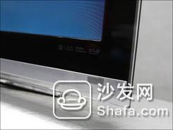 Hisense Smart 3D TV XT39 screen border details