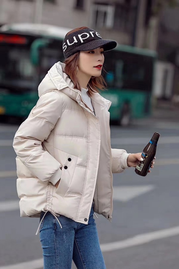 çˆ±ä¾èŽ²å¥³è£…åº—æœ€æ–°å†¬è£…ç¾½ç»’æœç³»åˆ— å†çŽ°æ¢å­£é—¨åº—é”€å”®æ³¢å³°