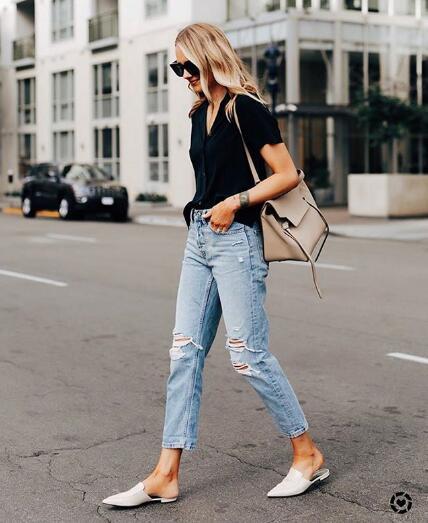 Don't wear sneakers in jeans anymore! Matching these 6 shoes is more eye-catching and more fashionable