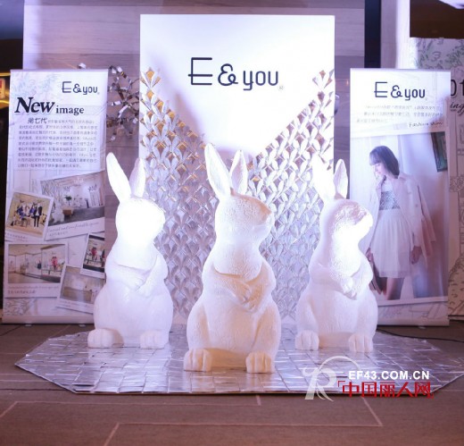 E&you2014æ˜¥å¤æ—¶å°šæœé¥°å‘å¸ƒä¼šå®Œç¾Žè½å¹•