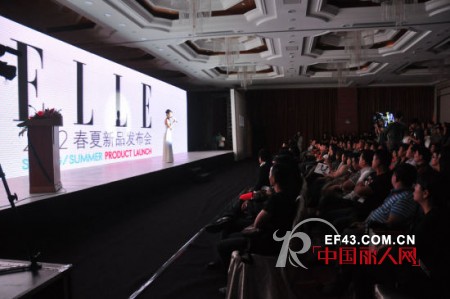 ç»½æ”¾é’æ˜¥ ç»½æ”¾2012 ELLEå¥³è£…2012æ˜¥å¤æ–°å“å‘å¸ƒä¼šåœ†æ»¡è½å¹•