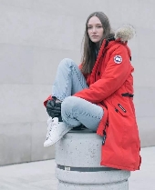 Why Canada Goose officially entered the Chinese market? Crazy buying?