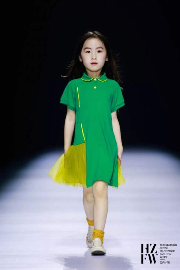 HZFW-DAY4 | NNE&KIKI å°¼å¯ç«¥è£…Â·é™†æ•è¶…æ–°å“å‘å¸ƒ