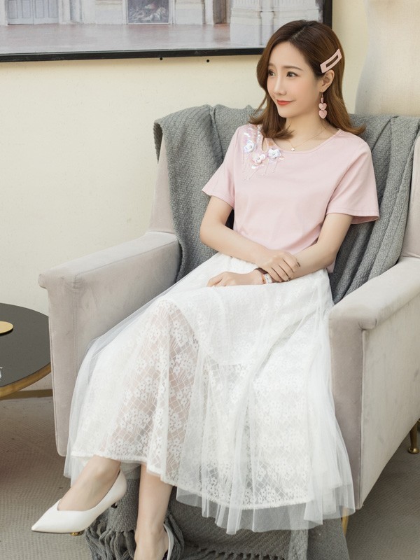 ç”œç¾Žç²‰è‰²ç³»å•å“æ€Žä¹ˆç©¿å¥½çœ‹ï¼Ÿ èŽ‰é›…èŽ‰è¨å”¤é†’ä½ çš„å°‘å¥³å¿ƒ