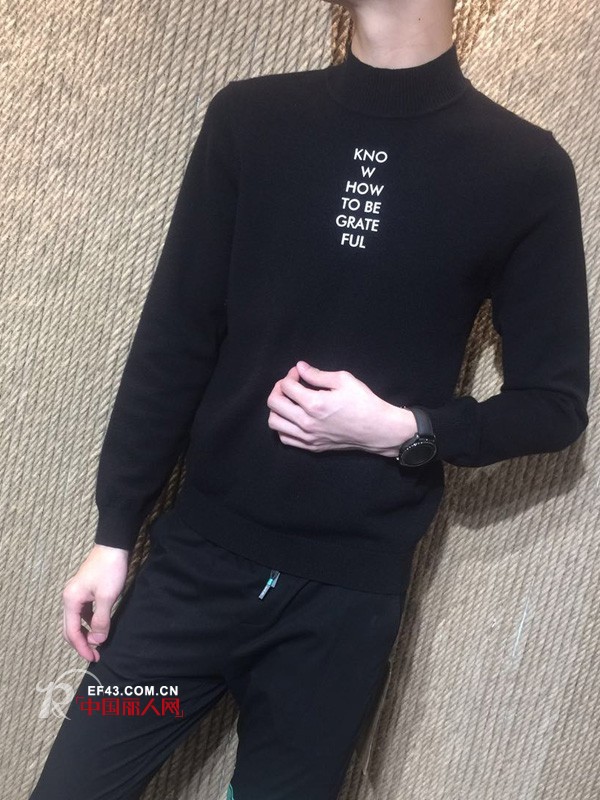 ç”·å£«é«˜é¢†å¥—å¤´è¡«æ€Žä¹ˆé…å¥½çœ‹ ç”·å£«é«˜é¢†è¡£æœé…ä»€ä¹ˆå¤–å¥—