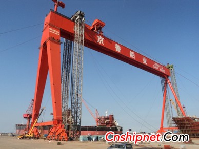 Runbang heavy machine "Jema" brand gantry crane hoisted successfully