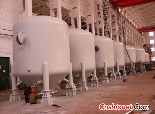 Delivery of the first set of cement tanks and mud tanks in Jiujiang Haitian New District