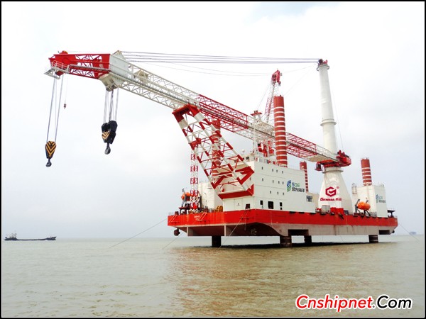 Rainbow Heavy Machinery offshore wind power construction crane QYG700T acceptance
