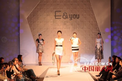 E&you 2014æ˜¥å¤æ—¶å°šæœé¥°å‘å¸ƒä¼šå®Œç¾Žè½å¹•