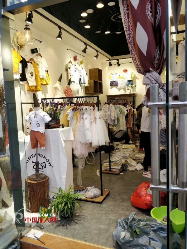 çƒ­çƒˆç¥è´ºåŸŽç§€çŽ‰æºªå³¨å±±åº—ç››å¤§å¼€ä¸š ç¥ç”Ÿæ„å…´éš†