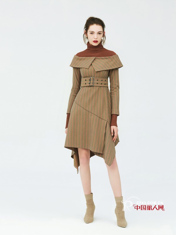 èŒä¸šå¥³æ€§æ€Žä¹ˆç©¿æ­ é€‚åˆå‡ºå·®ç©¿çš„è¡£æœæœ‰å“ªäº›
