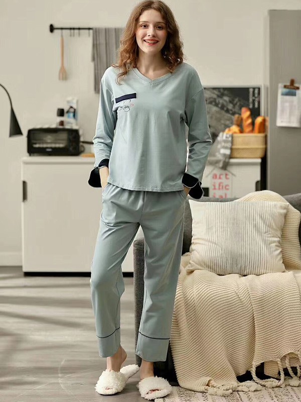 ç§‹å­£å¥³æ€§æ€Žä¹ˆæŒ‘é€‰å®¶å±…æœ å®…å®¶ä¹Ÿè¦ç¾Žç¾Žå“’