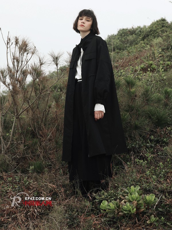 å¥•è‰² - LESERBIE