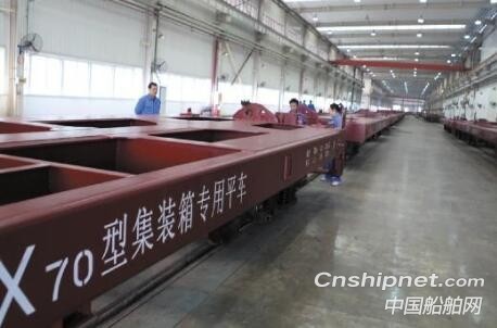 Chongqing Changzheng X70 container special flat car passed the first car inspection