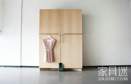 Cloakroom cabinet