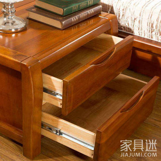 Veneer furniture seam