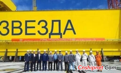 Nantong COSCO Heavy Industry held 1200T gantry crane lifting ceremony