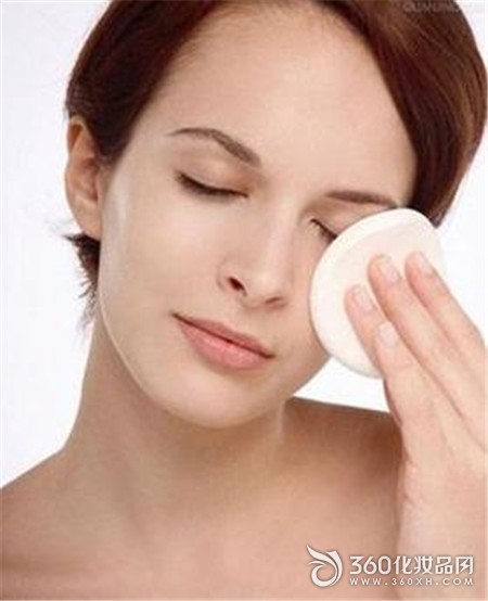 Aging muscle sunlight grease pores sebum secretion water skin