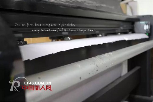 å½“ä½ è¿˜åœ¨å‡æœŸç»¼åˆç—‡æ—¶ ä»–ä»¬å·²ç»è¿žç»­åŠ ç­ä¸€ä¸ªæœˆ