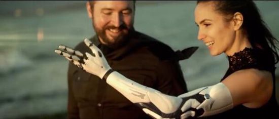 Cool! 3D printing "killing the encirclement" bionic artificial arm