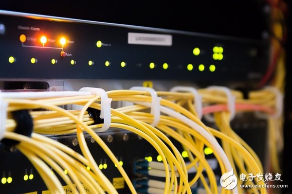 The world network is speeding up! 200G/400G Ethernet is in sight