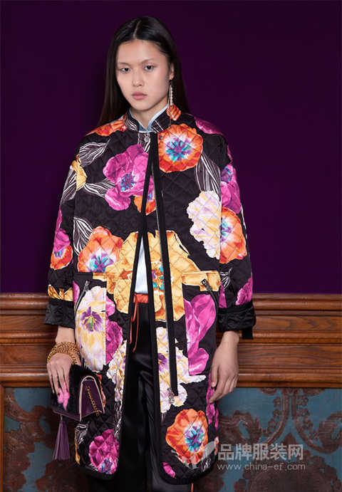 Chinese clothing luxury brand on the beach latest news New store in Beijing SKP