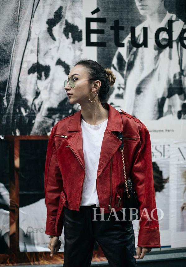 German fashion blogger Beatrice Gutu