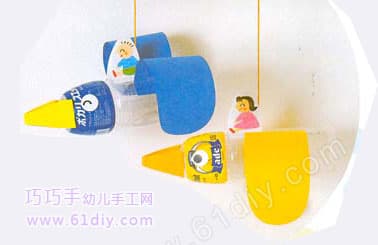 Plastic bottle made of flying birds