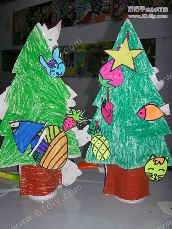 Christmas tree made by children