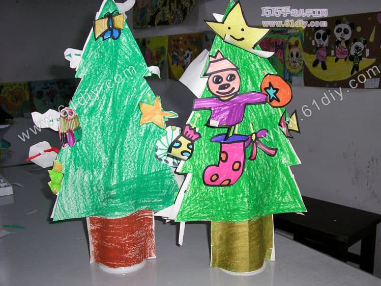 Christmas tree made by children
