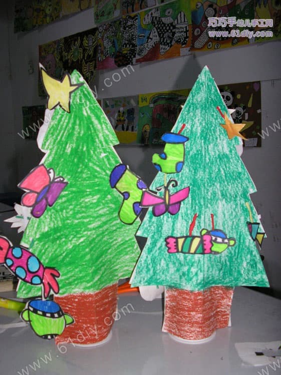 Christmas tree made by children