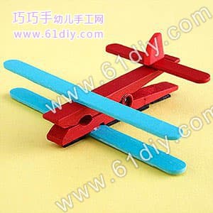 Clip popsicle stick making airplane model