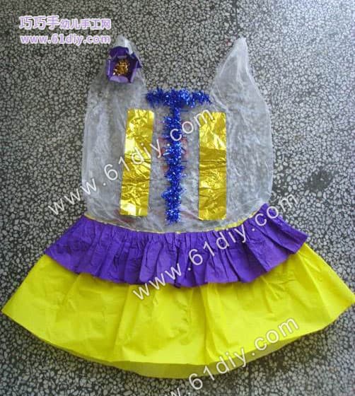 Plastic bag for skirt