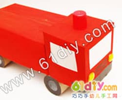 Fire truck handmade (waste carton)