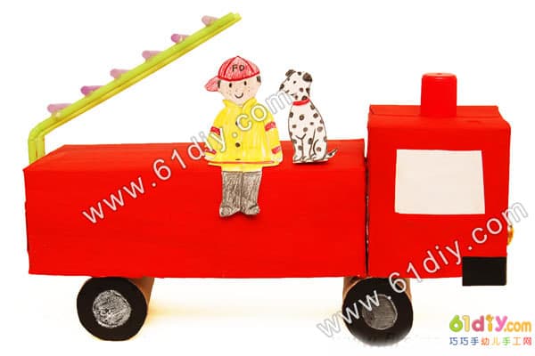 Fire truck handmade (waste carton)