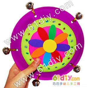 Paper tray tambourine (prepared for early morning exercise equipment) Paper Plate Tambourine