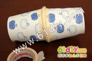 Paper cup bell (kindergarten morning exercise equipment)