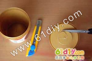 Alphabet version of fishing toy making (ice cream cup handmade)