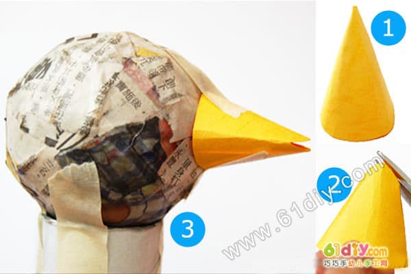 Balloon newspaper making turkey model