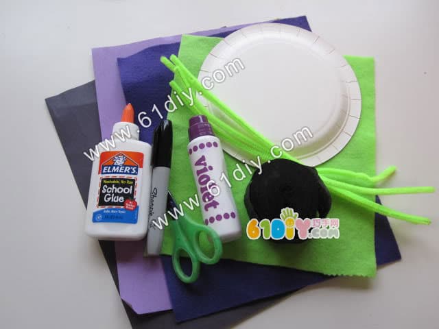 Disposable paper tray spider