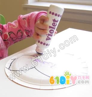 Disposable paper tray spider